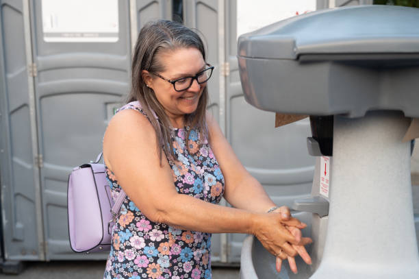 Best Portable restroom trailer rental  in Jan Phyl Village, FL